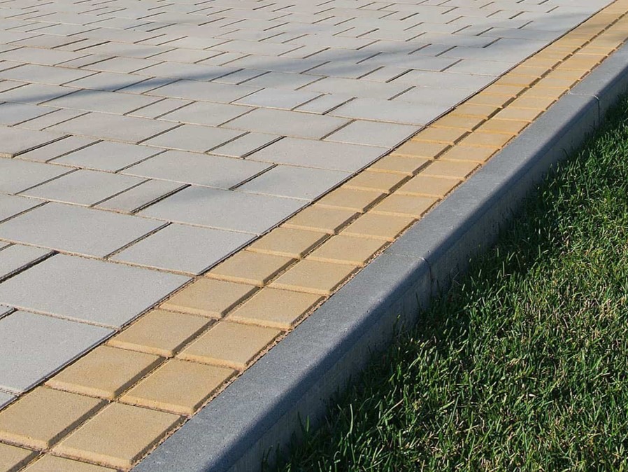 Продажа тротуарного бордюра в Зеленогорске